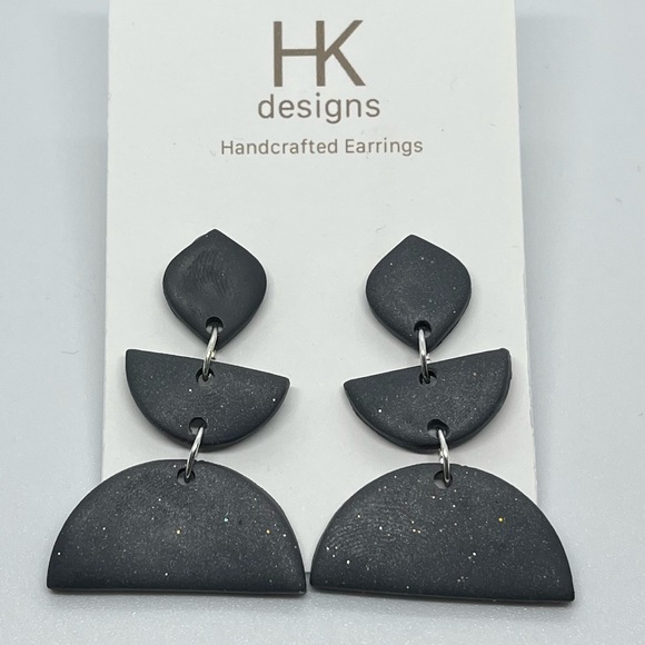 Handcrafted Clay Earrings - Picture 3 of 9